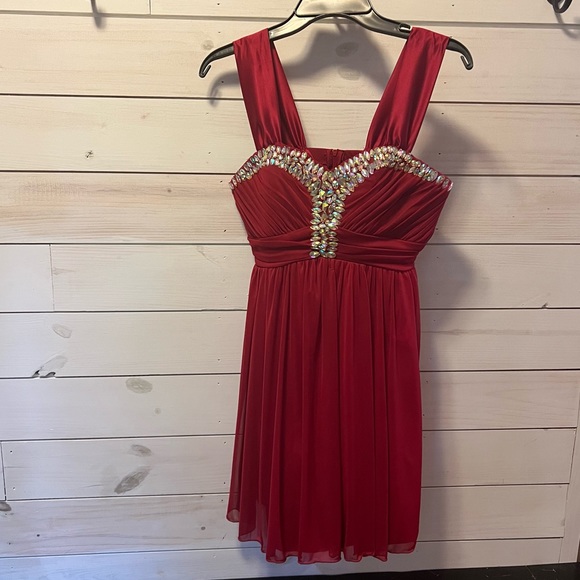My Michele Red Formal Dress with Rhinestones Short Length Size 11 - Picture 1 of 5